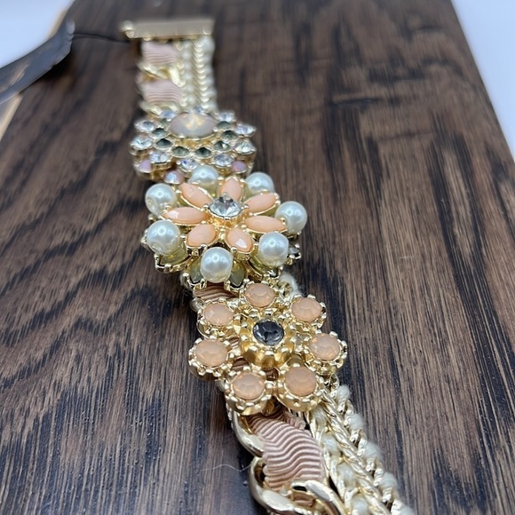 Bracelet by Gennaro Bling Faux Pearl Bracelets With Rhinestones Flowers - Picture 9 of 12